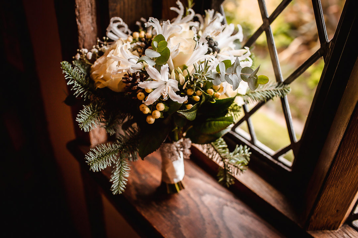 Winter wedding at Cain Manor, Borden, Hampshire