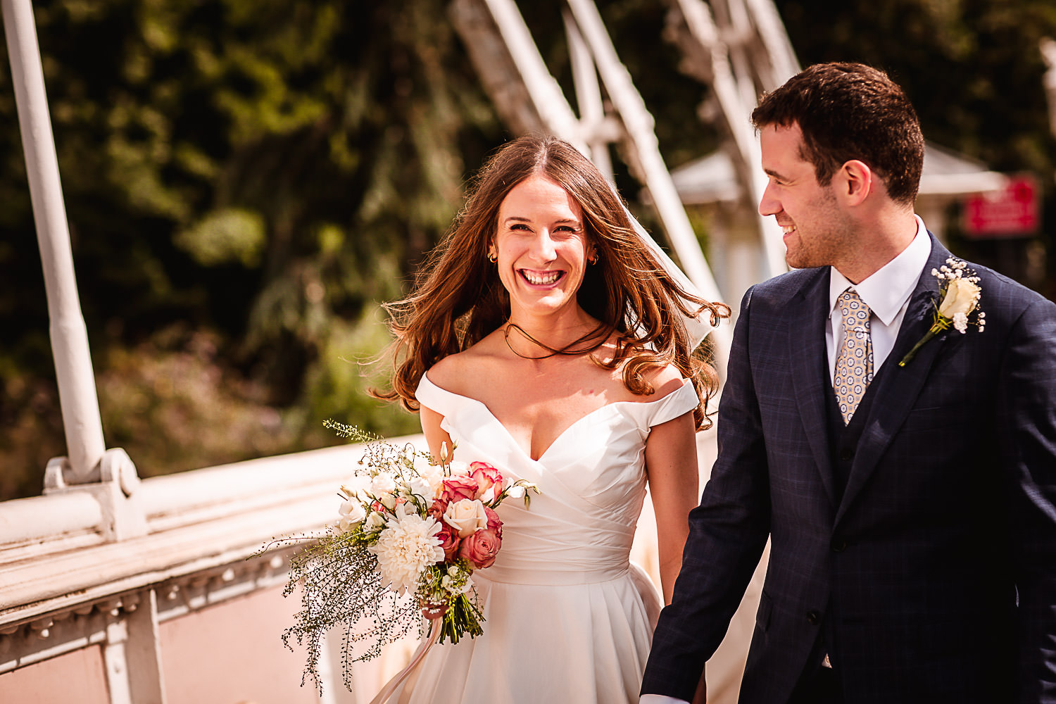 Wedding couple photos at Battersea bridge, London