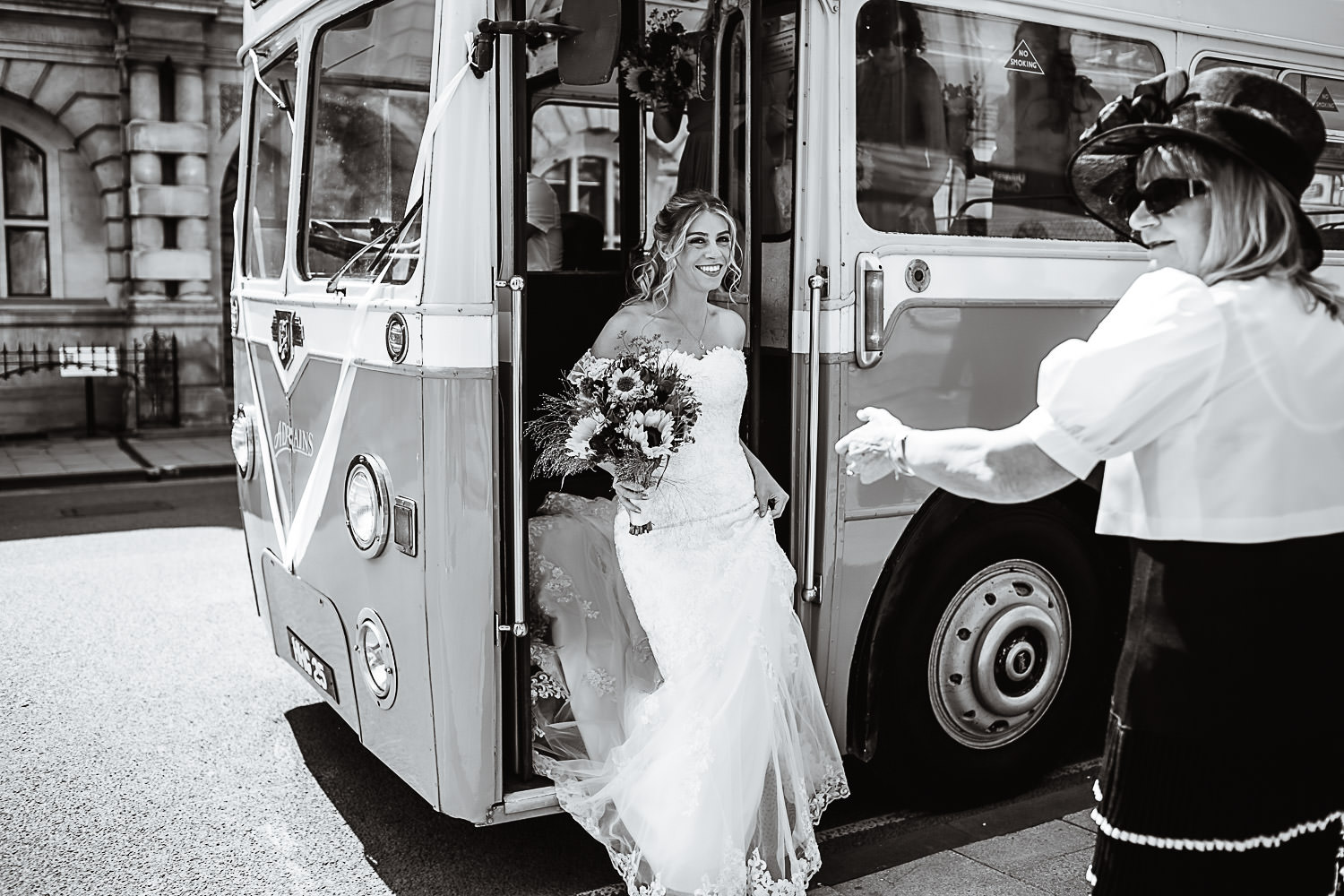 Summer wedding in Oxford