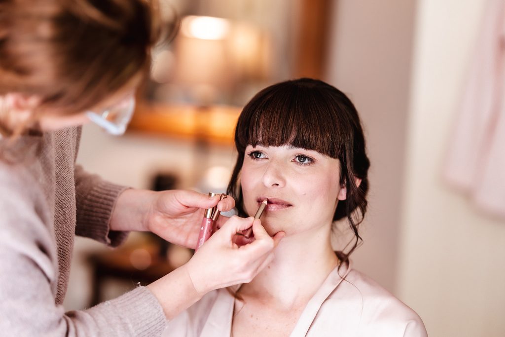 bride is getting ready. bridal prep photos