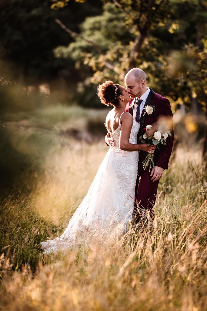 wedding photo of couple kissing each other. Hampshire wedding photography